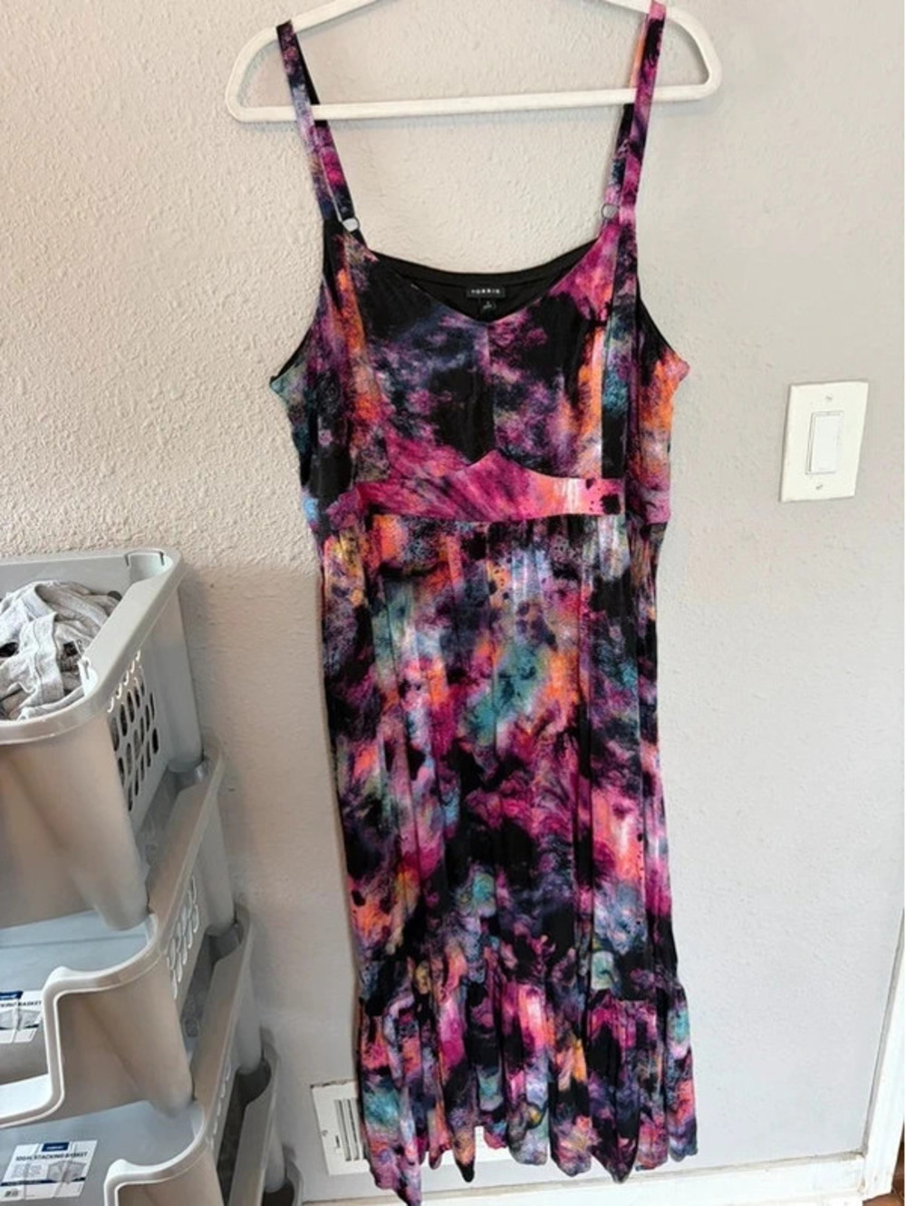 Torrid colorful midi dress size 3. Pockets!